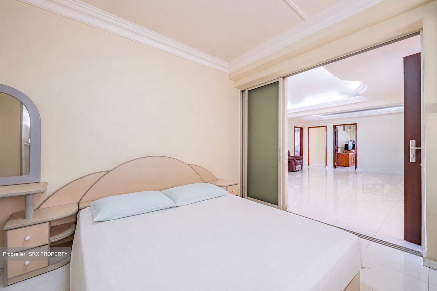 Blk 230J Tampines Street 21 (Tampines), HDB Executive #594661771